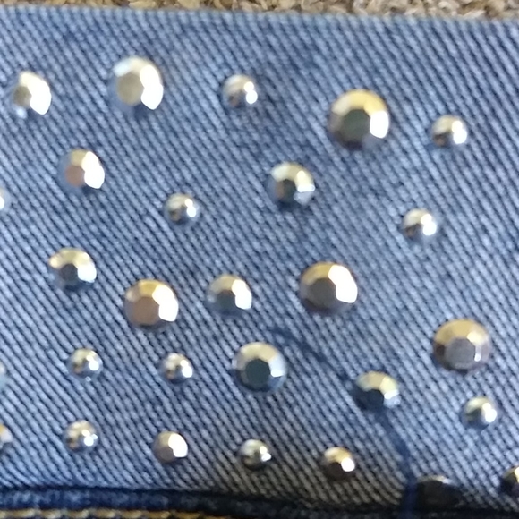 Capris - Picture 6 of 6